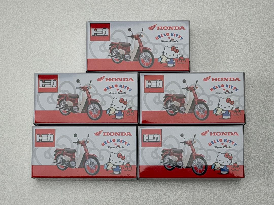 ハローキティ ホンダ スーパーカブ トミカ5台セット - メルカリ
