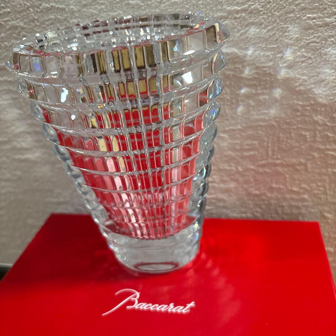 新品　未使用Baccarat クリスタルガラス 花瓶アイ 新品箱付 大型 バカラBaccarat アイベースMサイズ 花瓶 フラワーベース