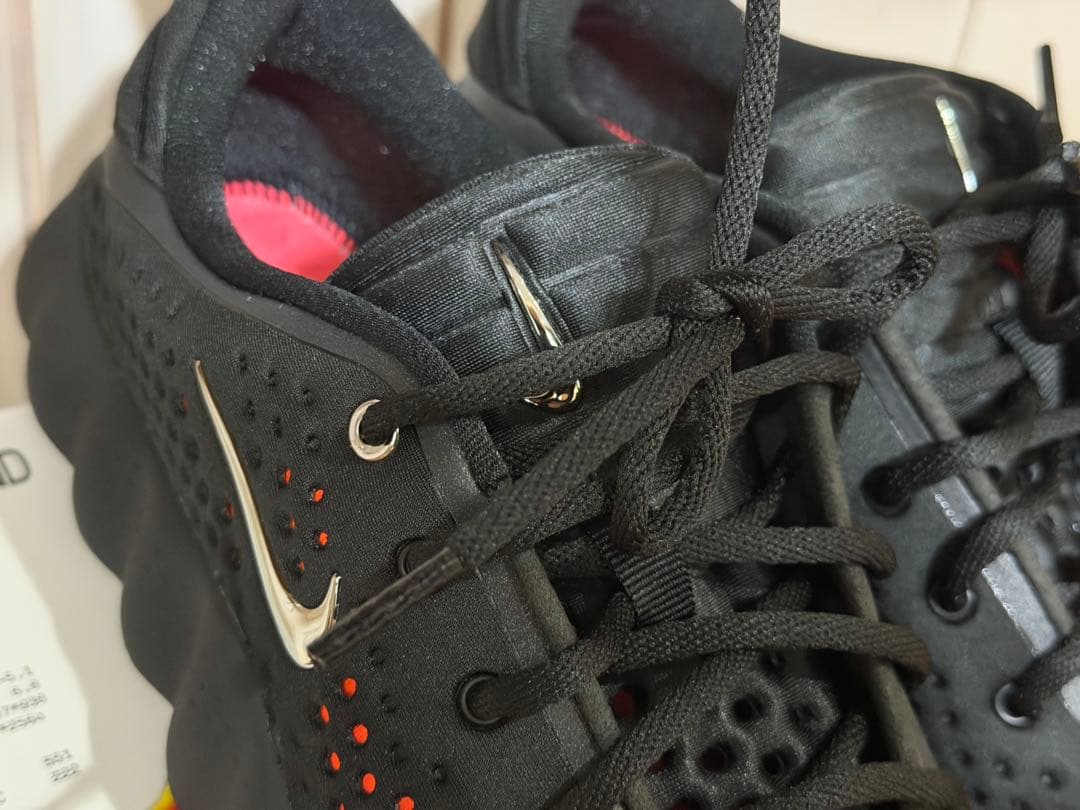 新美品 NIKE MIND 002 24.5cm ブラック ナイキ マインド