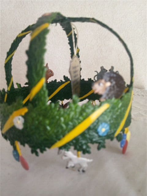 工場 ドイツ Wilhelm Schweizer 錫イースターのオーナメント 王冠型