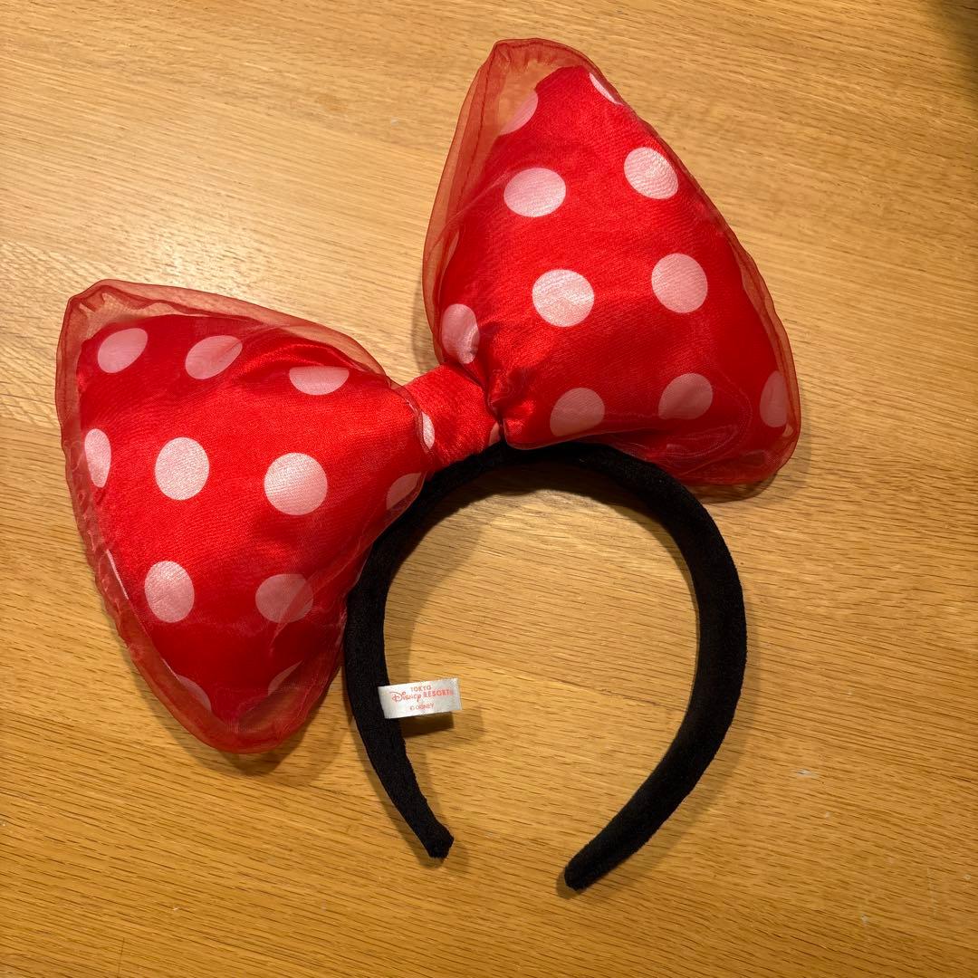 ディズニー ミニー水玉リボンカチューシャ - メルカリ