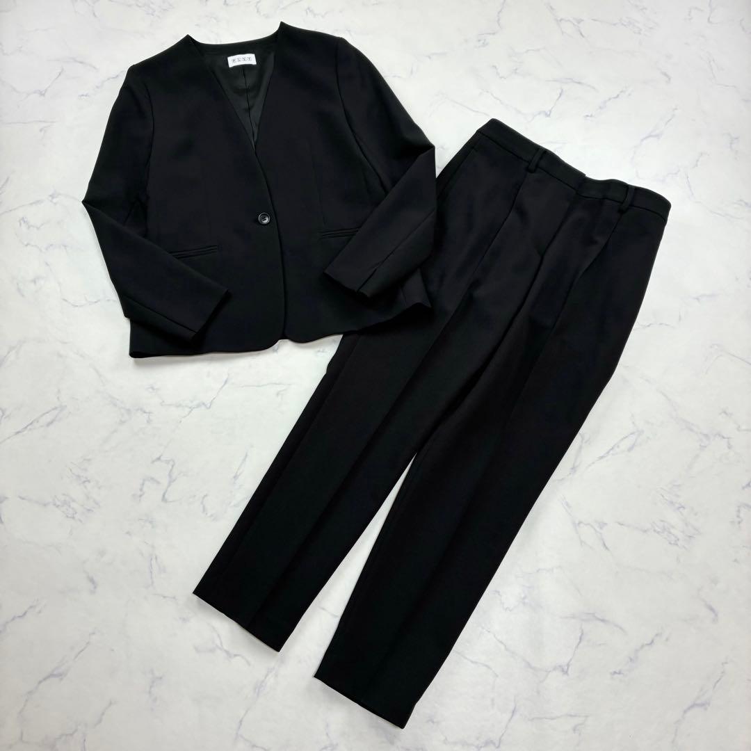 PLST　パンツスーツ　セットアップ　ノーカラージャケットM　パンツL　ブラック