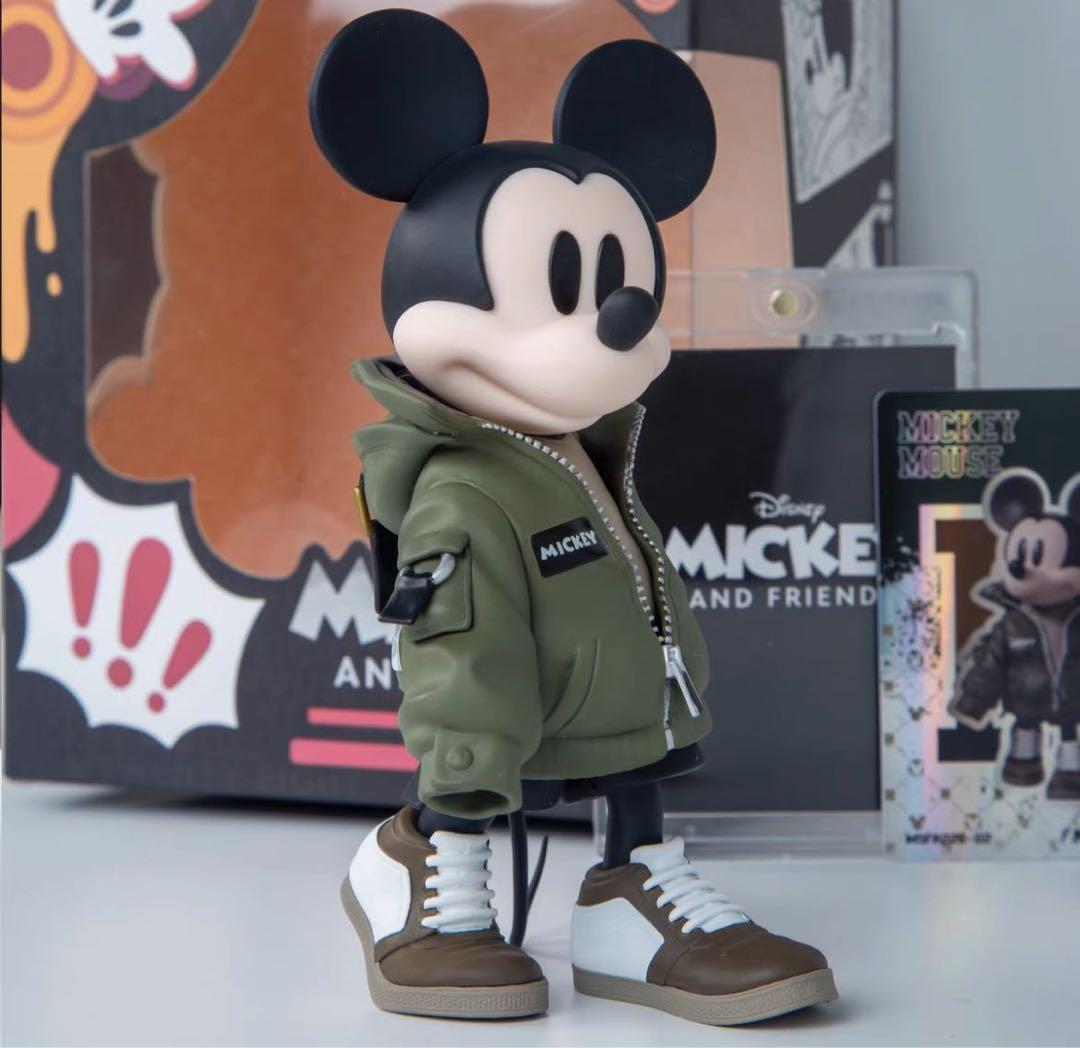 Disney MORSTORM トレンディなコートミッキー フィギュア - メルカリ