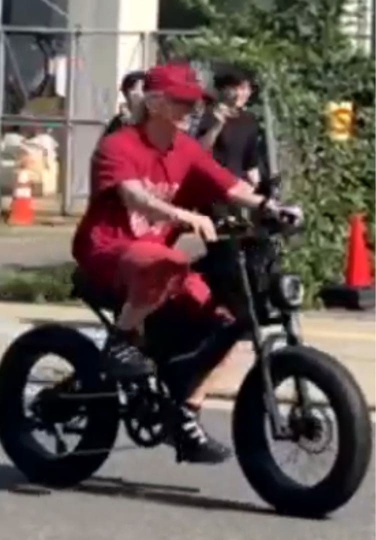 HYDE INSIDE BEAUTY & THE BEAST 限定 Tシャツ - メルカリ