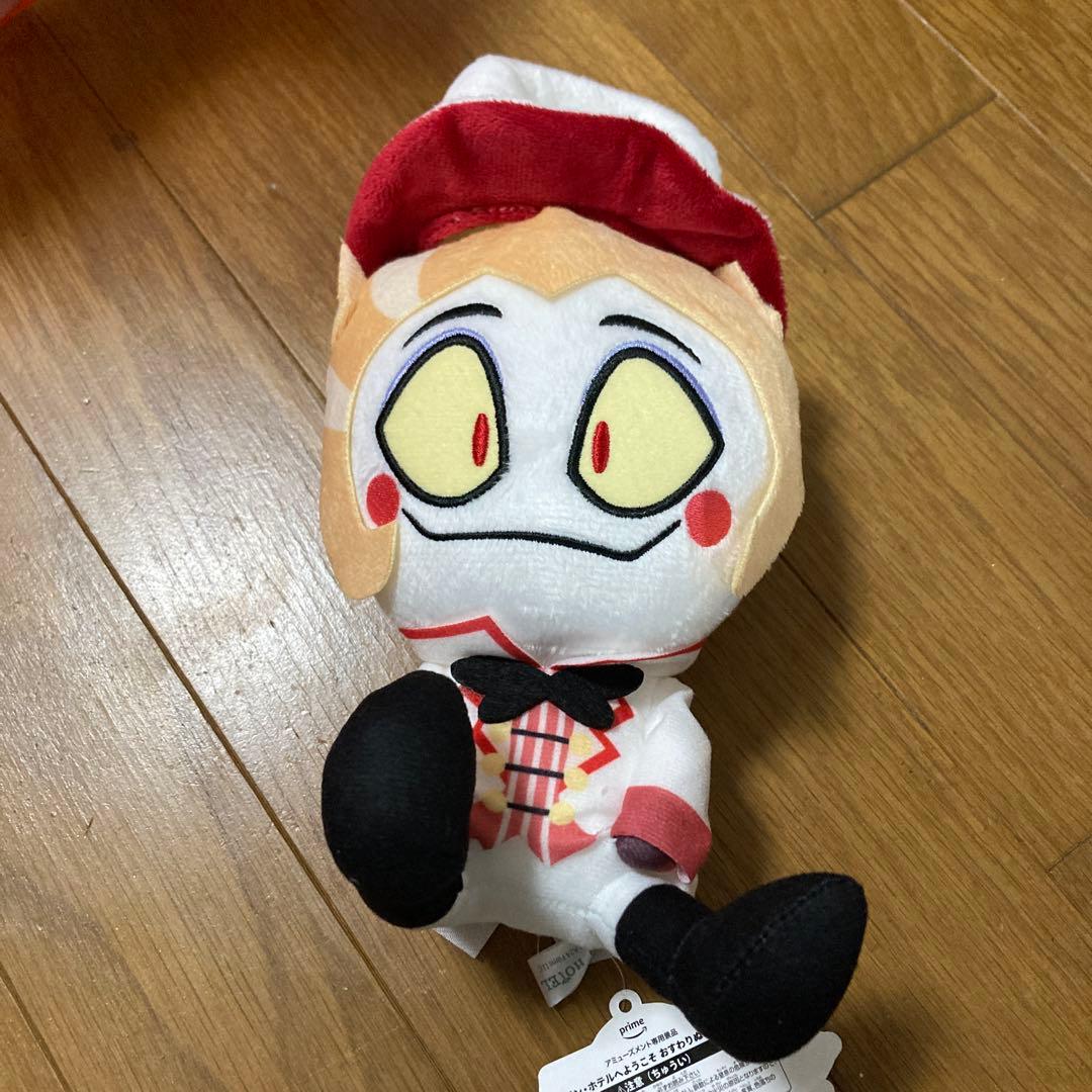 ハズビンホテル ラウンドワン おすわりぬいぐるみ ルシファー ②