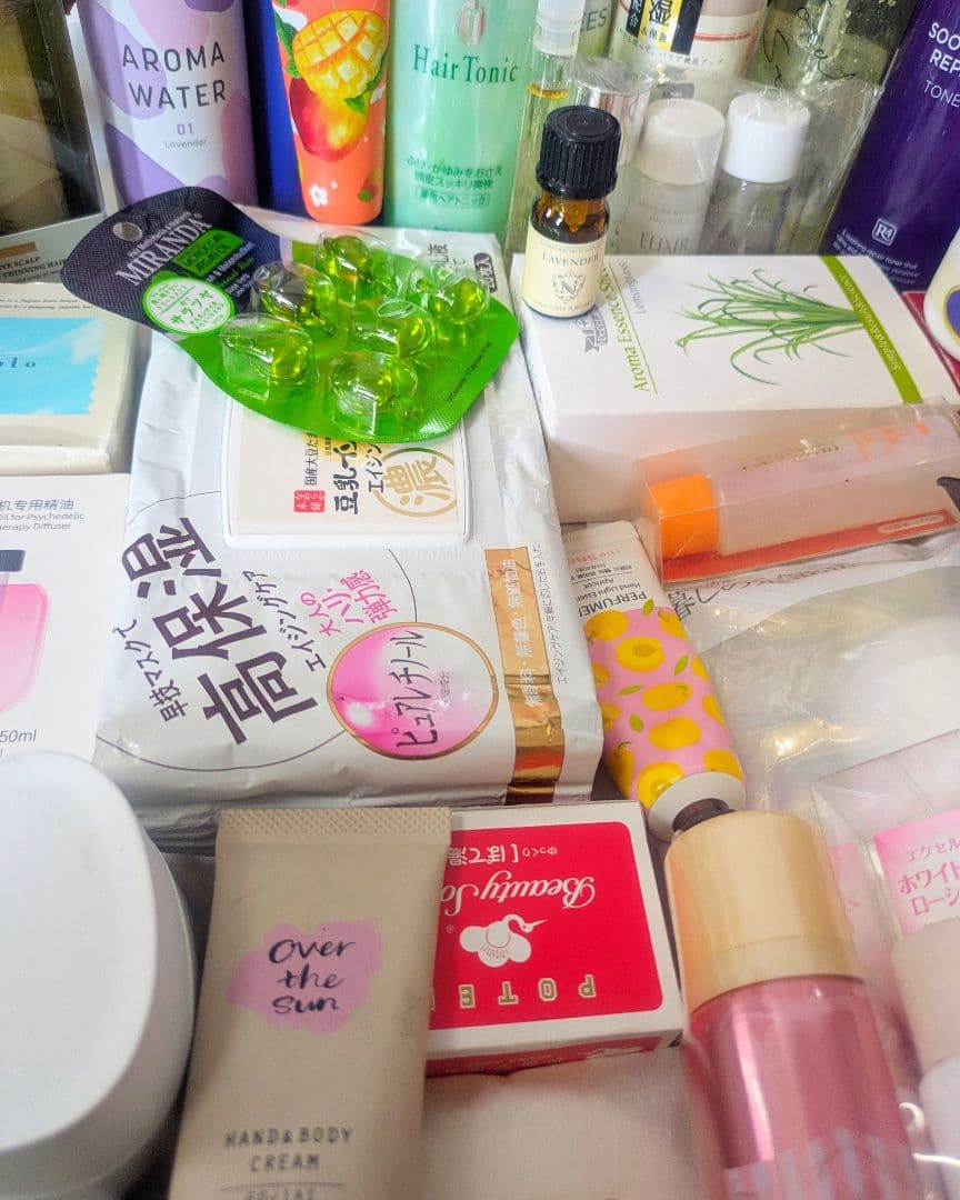 スキンケア用品 ヘアケア 化粧品 日用品 大量まとめ売り - メルカリ