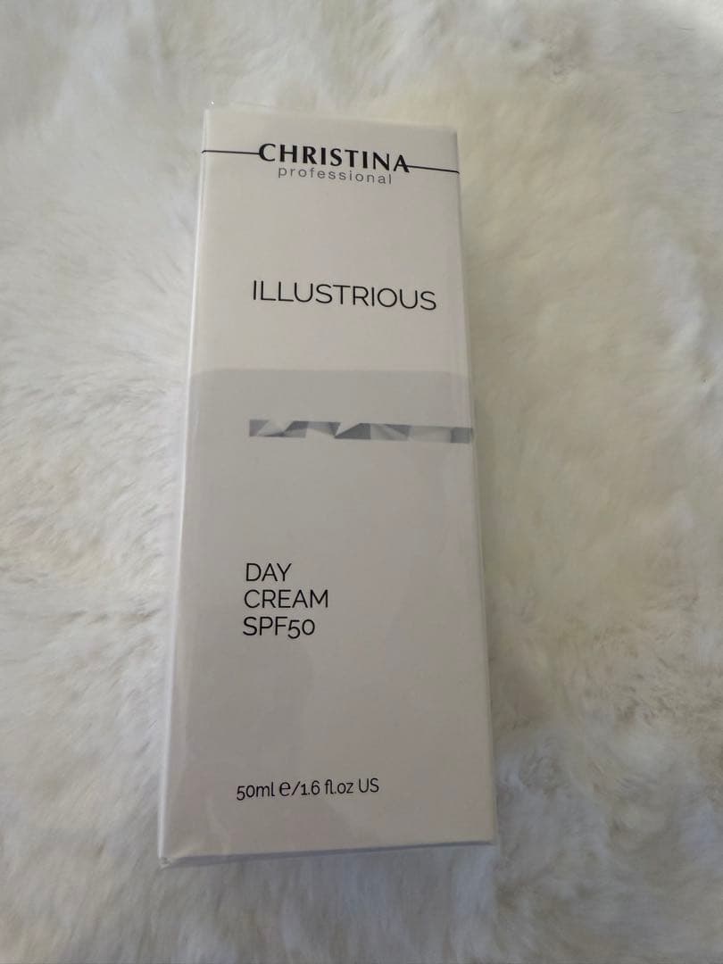 クリスティーナ イラストリアス デイクリームSPF50