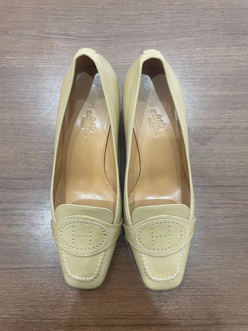 石原タイコ様専用☆HERMES パンプス/36.5/BEG エルメス - メルカリ