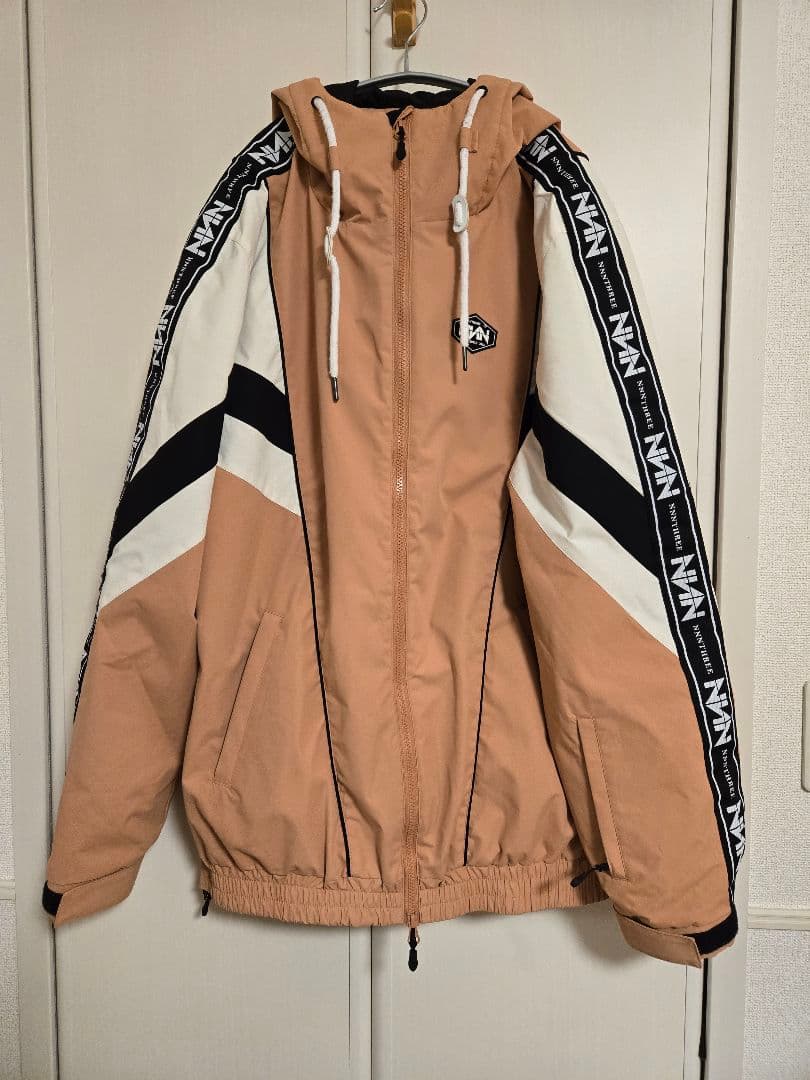 nnnthree エンスリー　ウェア　ジャケット　ピンク エンスリー公式サイト｜スノーボード服専門