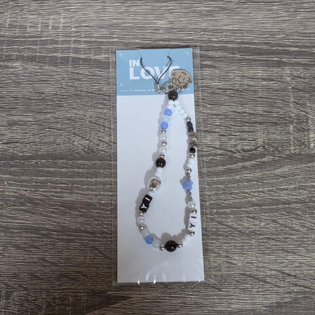 ファンイニョプ　ファンミグッズ　IN LOVE ビーズストラップ
