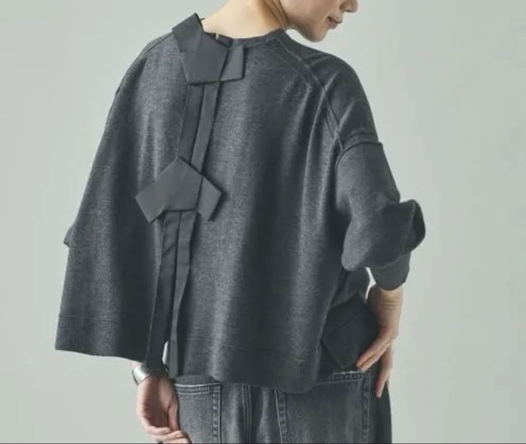 美品　Curensologyファインウールバックリボンプルオーバー