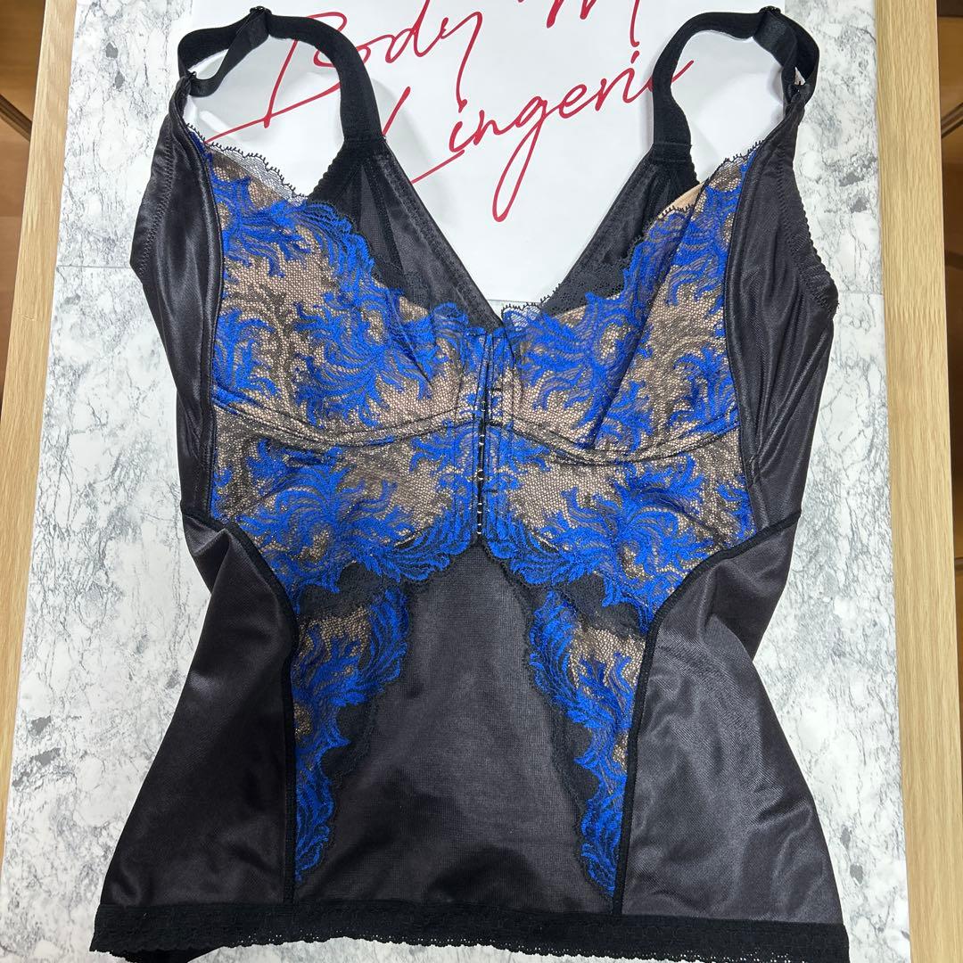 マルコ　コントロールキャミソール 80 未使用新品　体型補整　コンキャミ MARUKO（マルコ） カーヴィシャス コントロールキャミソール 80 カー