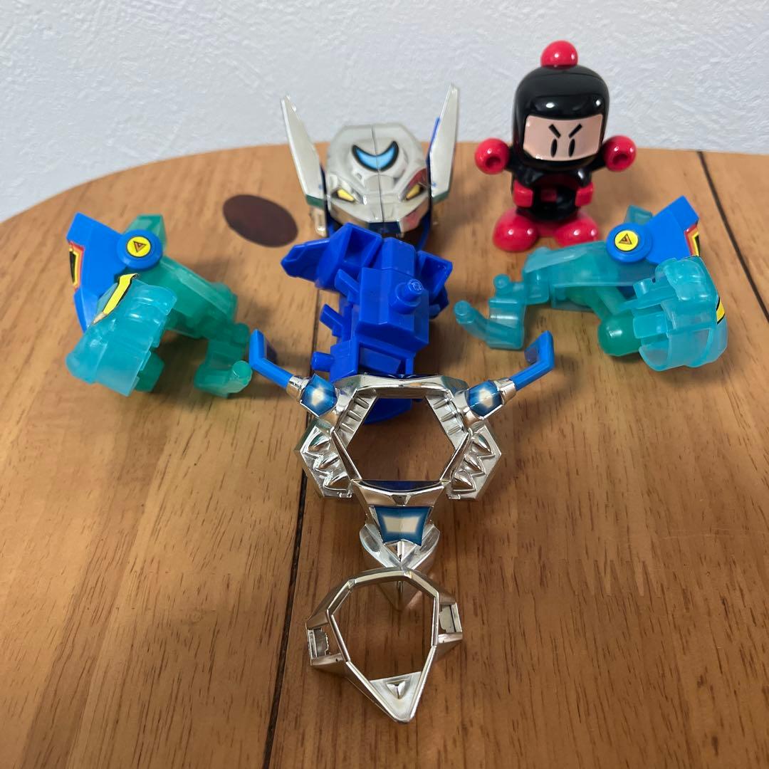 お*た様 ビーダマン？ 3体合体ロボ - メルカリ