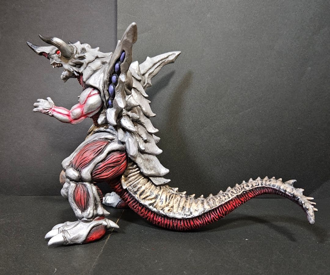 ゴジラ怪獣ソフビ バガン ゴジラストア限定 リペイント完成品 - メルカリ