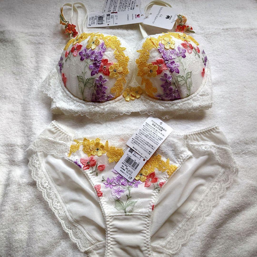 ワコール パルファージュ パーソナルフィット+ブラF65 ショーツMサイズ