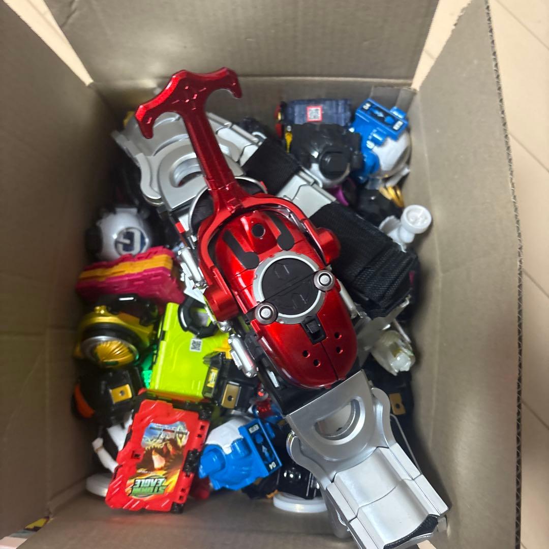 仮面ライダー　まとめ売り　ダンボール80サイズ カブトcsm風 仮面ライダーカブト』CSMカブトゼクターver.1.5が12月7日（水）予約