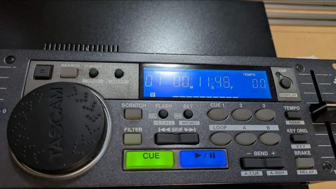 TASCAM CD-X1500 CDデュアルプレーヤー TASCAM