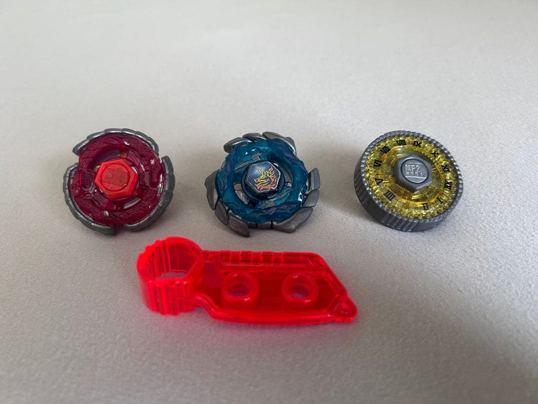 メタルファイトベイブレード 『最強ブレーダーセット』