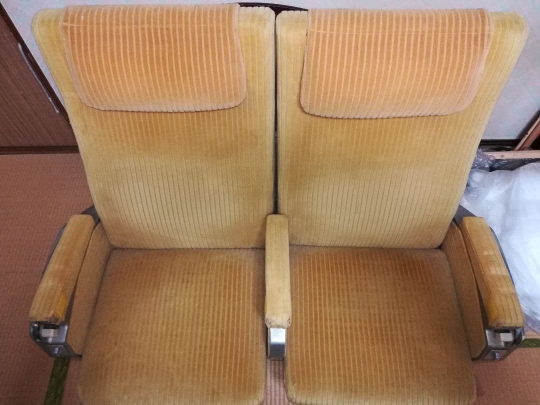 新幹線0系 グリーン車 座席 二人掛け 即使用可能 - メルカリ