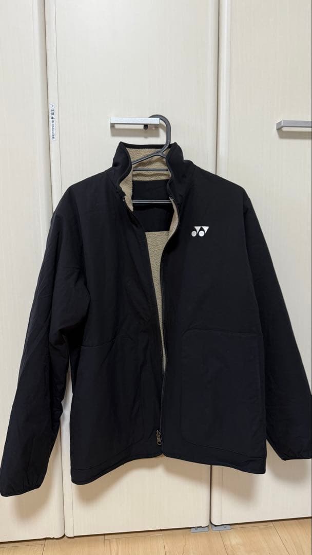 ヨネックス　リバーシブルボアジャケット