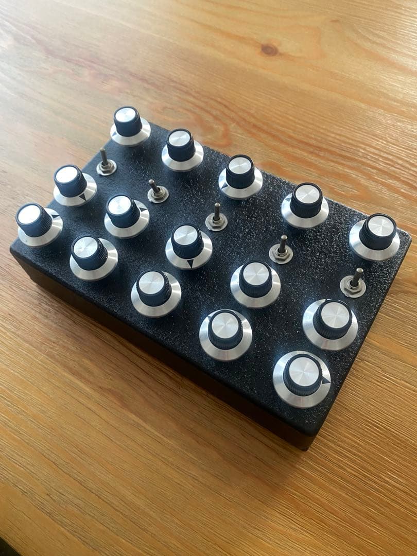 JMT Synth NOSC-10 ドローンシンセ ノイズマシン