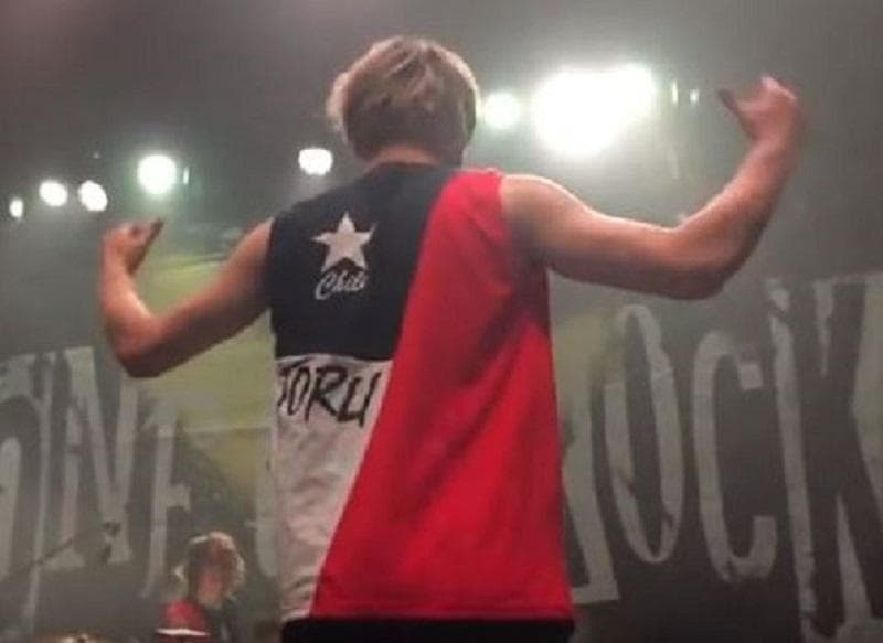 ONE OK ROCK ワンオクロック 南米公演 TORU 実着用 シャツ - メルカリ