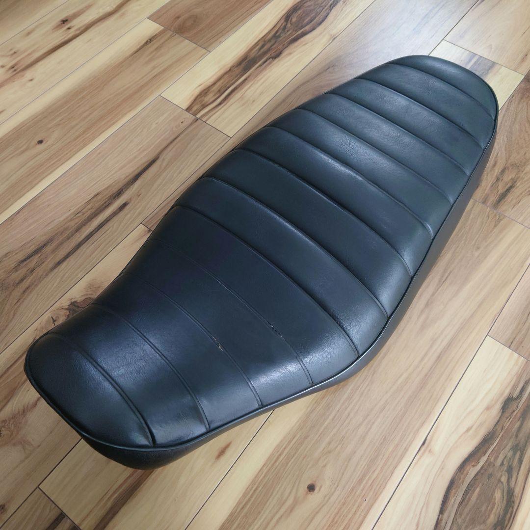 カワサキ　w800 ストリート　純正シート