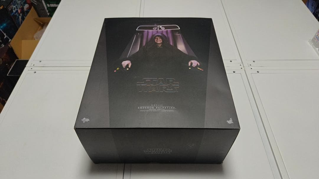 ホットトイズ スター・ウォーズ　パルパティーン皇帝　ボーナスアクセサリー付き Amazon.co.jp: 【ムービー・マスターピース】 『スター・ウォーズ