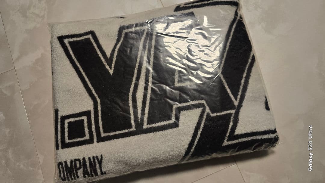 E.YAZAWA COMPANY ロゴタオル 白地/黒ロゴ 当時物 スペシャルビーチタオル(ロゴ星)ホワイト/ブラック・ブラック｜DIAMOND