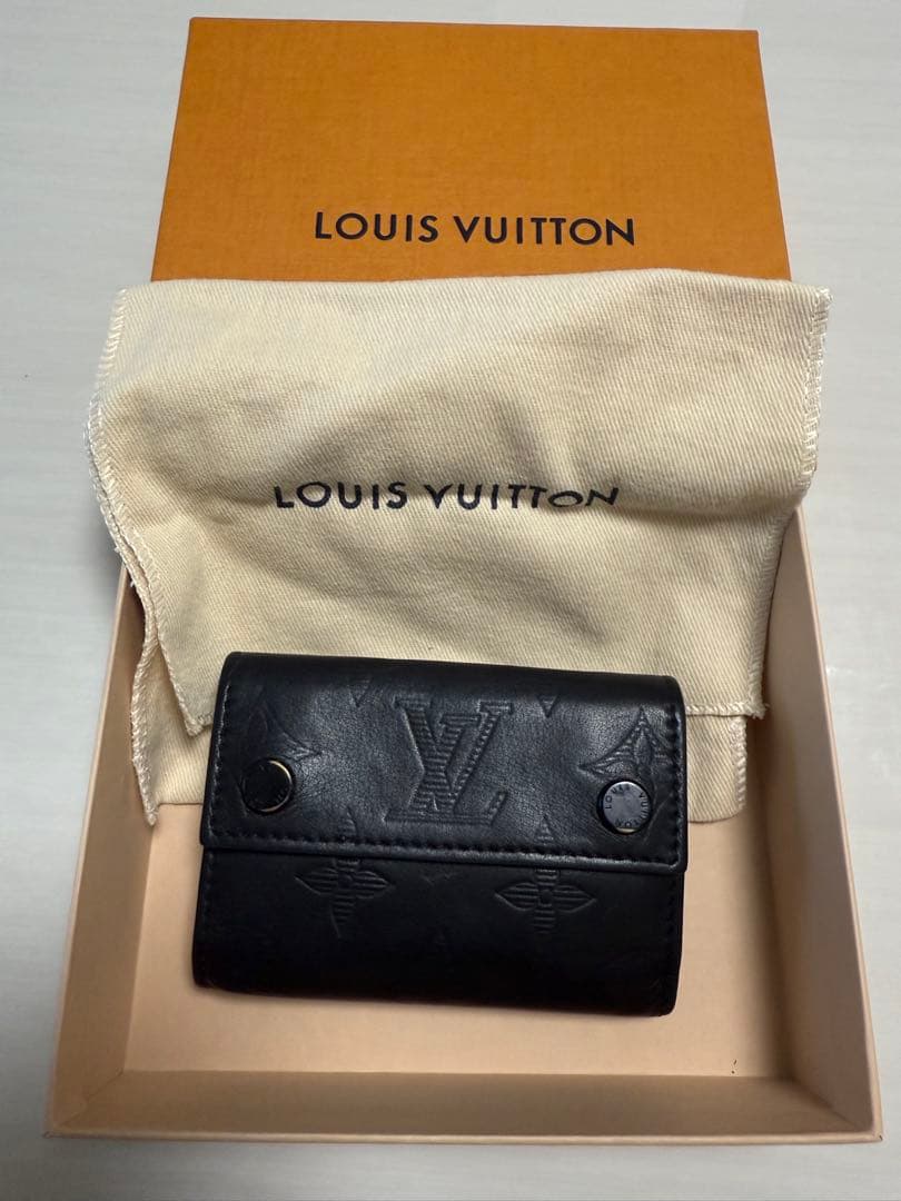 Louis Vuitton ディスカバリー　モノグラムシャドウ　中古　ヴィトン