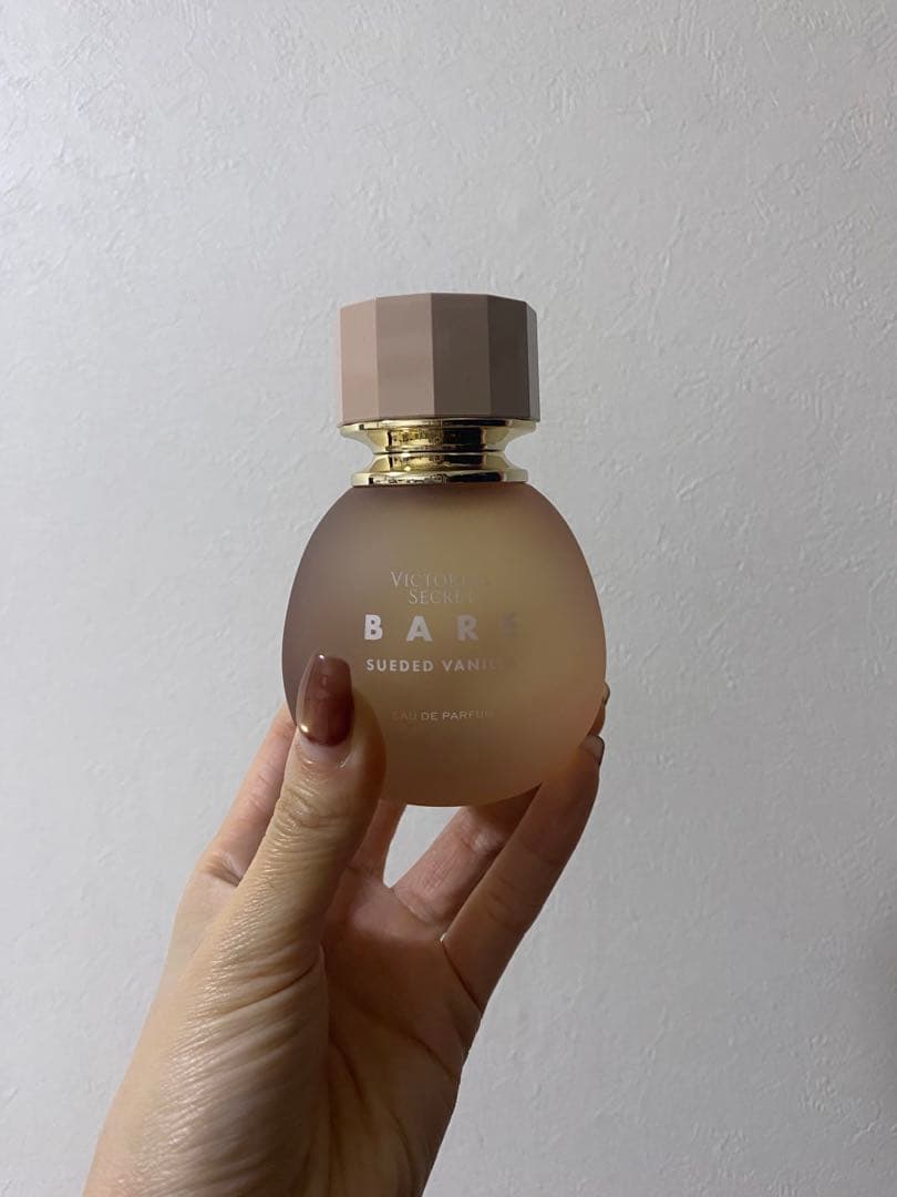 Victoria's Secret BARE sueded vanilla - メルカリ