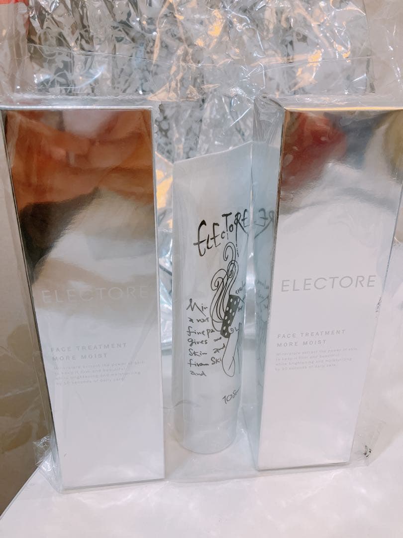 ☆新品3点☆エレクトーレ　フェイストリートメント　モア　モイストＭ