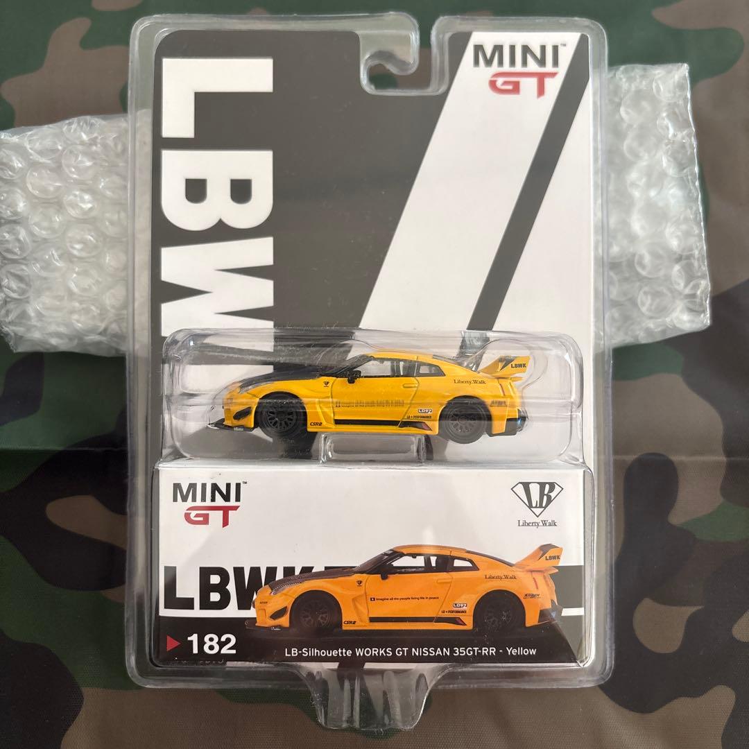 MiNiGT 182 LBシルエットワークスGT 35Gt-RR yellow
