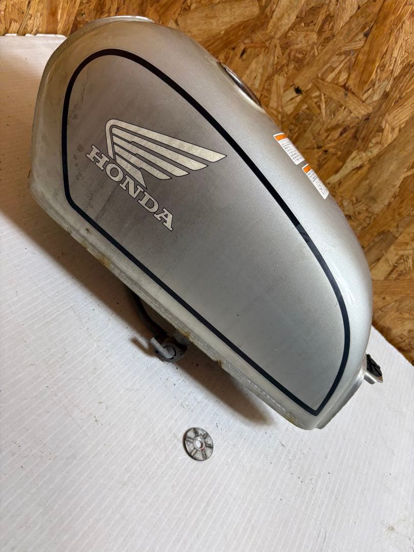 タンク　ガソリンタンク　CD50S ベンリィ 純正　パーツ　カブ　ホンダ　②