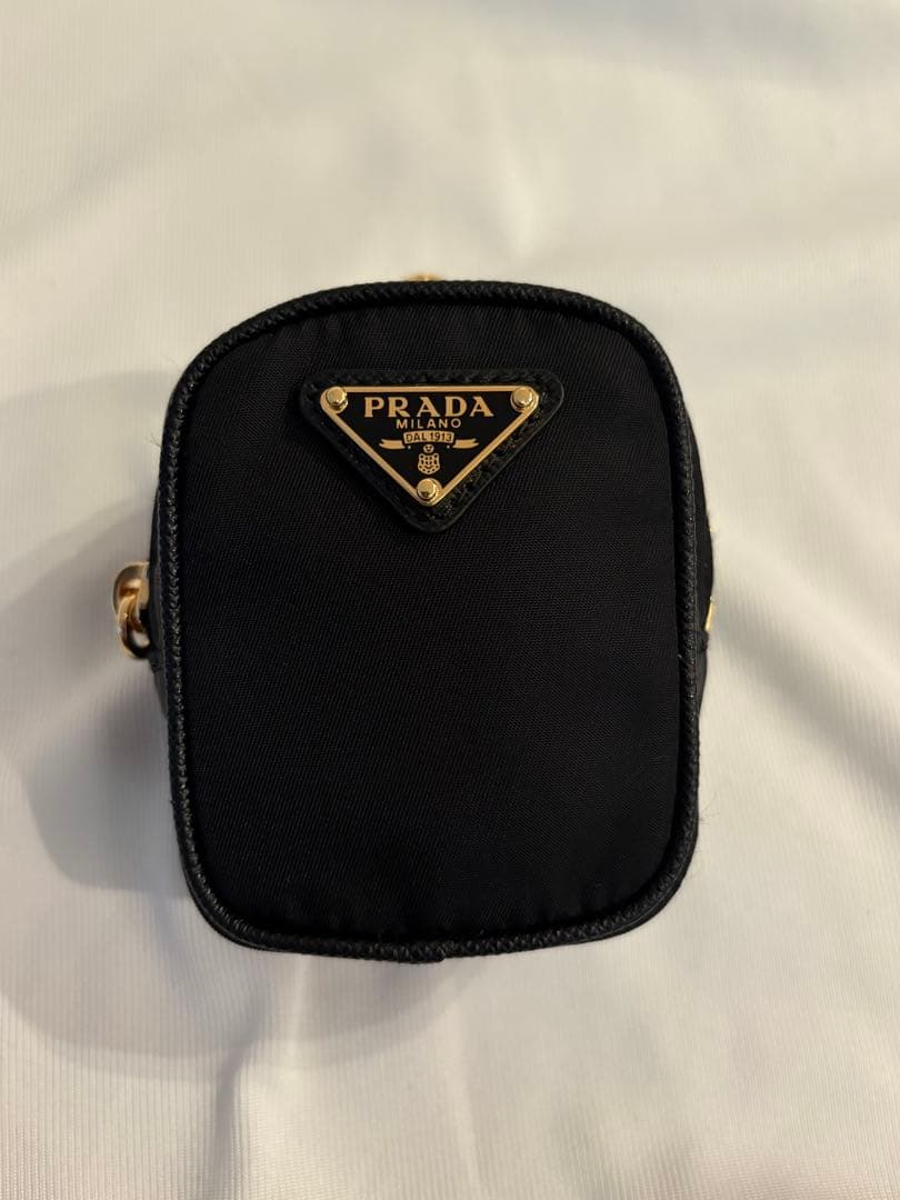 PRADA ブラック ナイロン ミニポーチ 美品 プラダ PRADA ナイロン ミニポーチ バッグチャーム コインケース