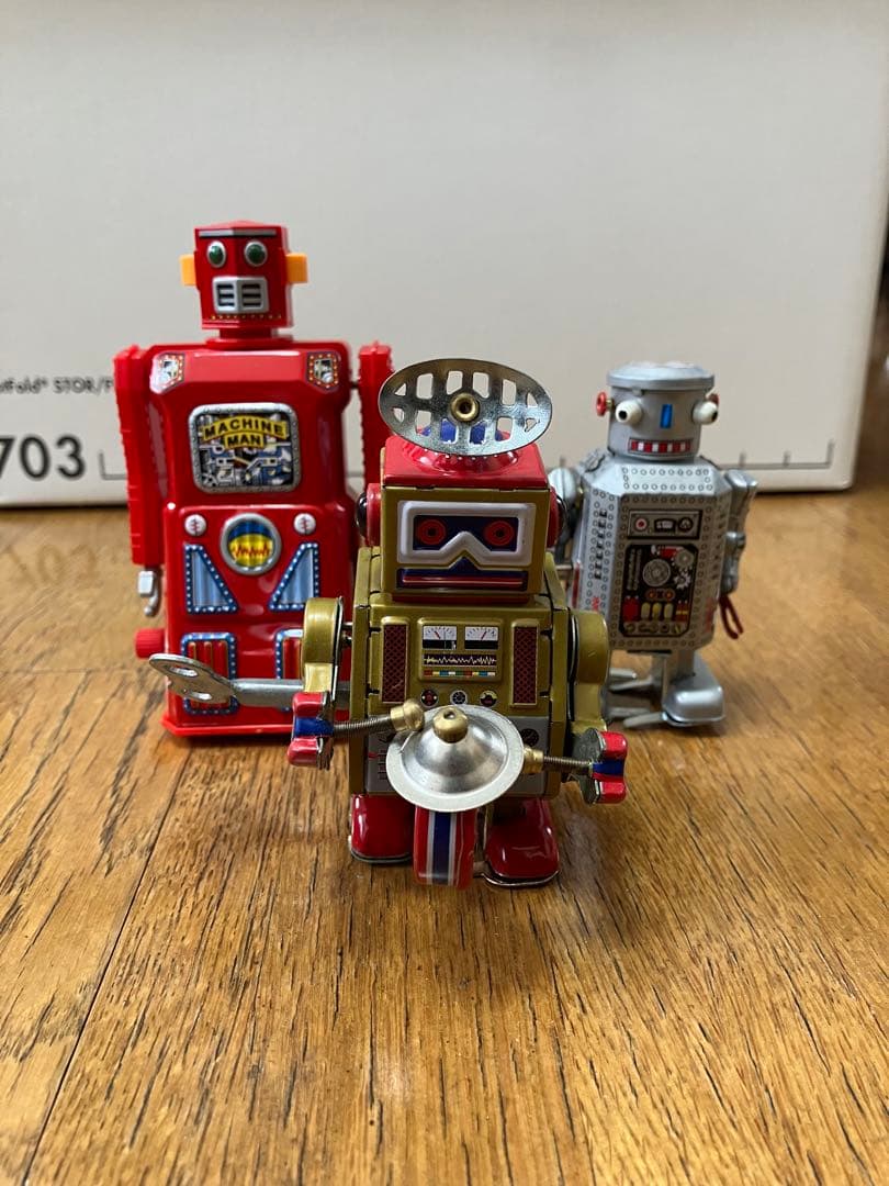 昭和レトロ ブリキ ゼンマイ ロボット 3体セット - メルカリ