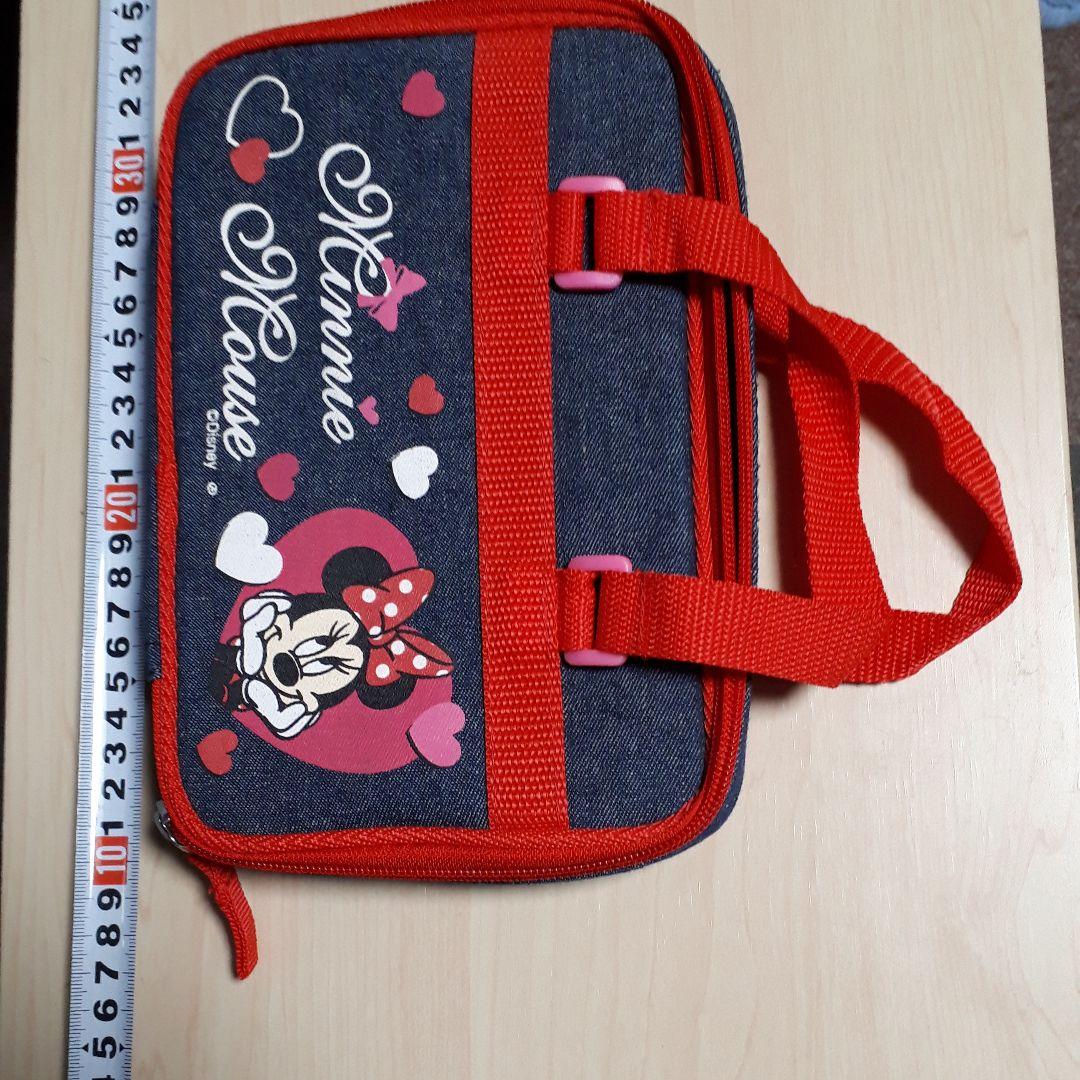 ミニーのミニバック ゼクシィ 7月号の付録はミッキー＆ミニー 2WAY保冷バッグ。 ミッキーと