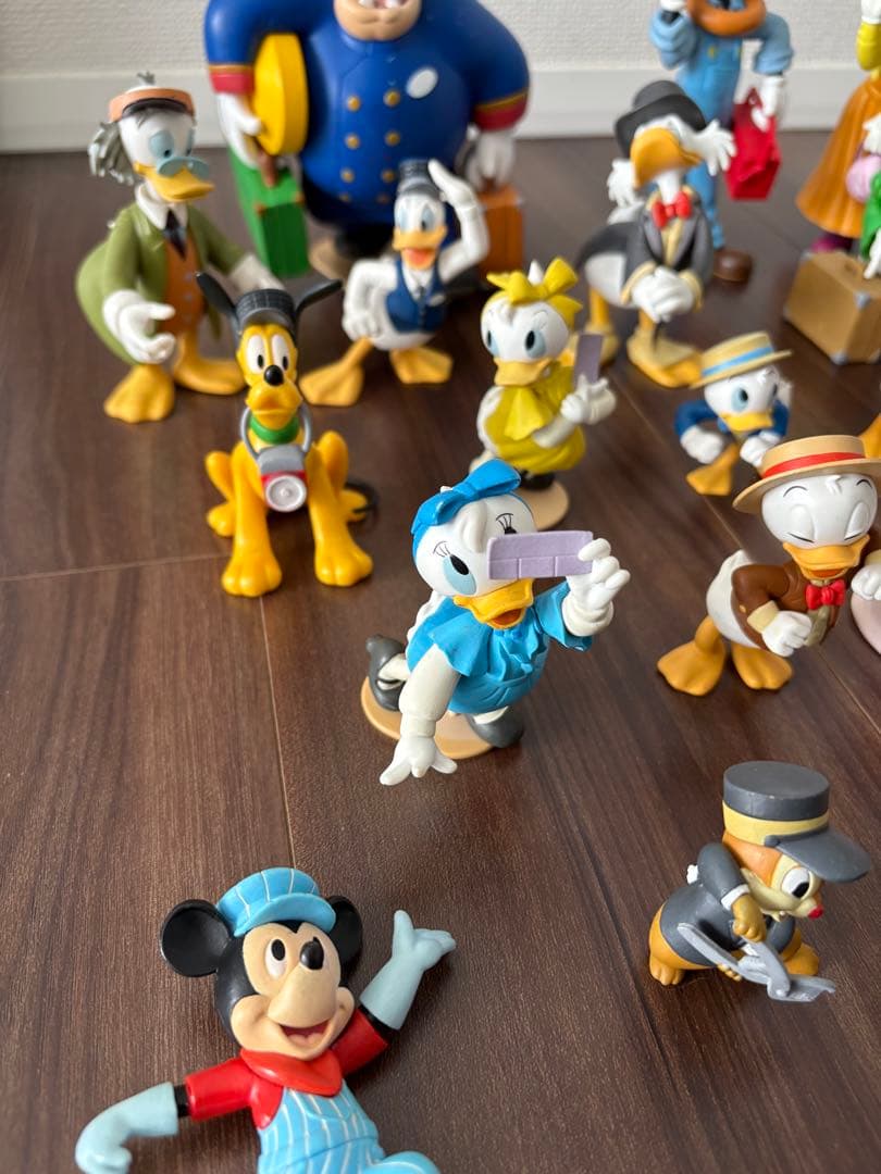 超希少】レトロディズニーミッキー&フレンズフィギュア24体まとめ売り