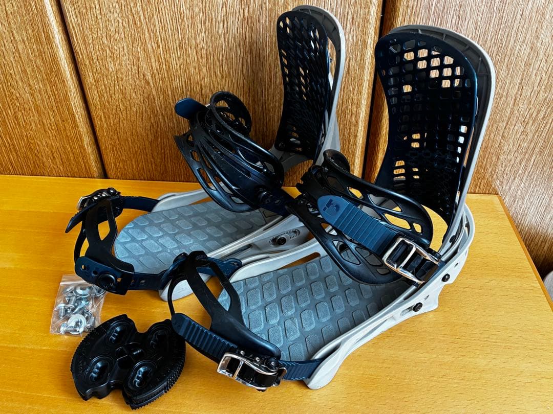 バートンBURTONバインディング【ジェネシスTT（M）】ゲンテンスティック等に