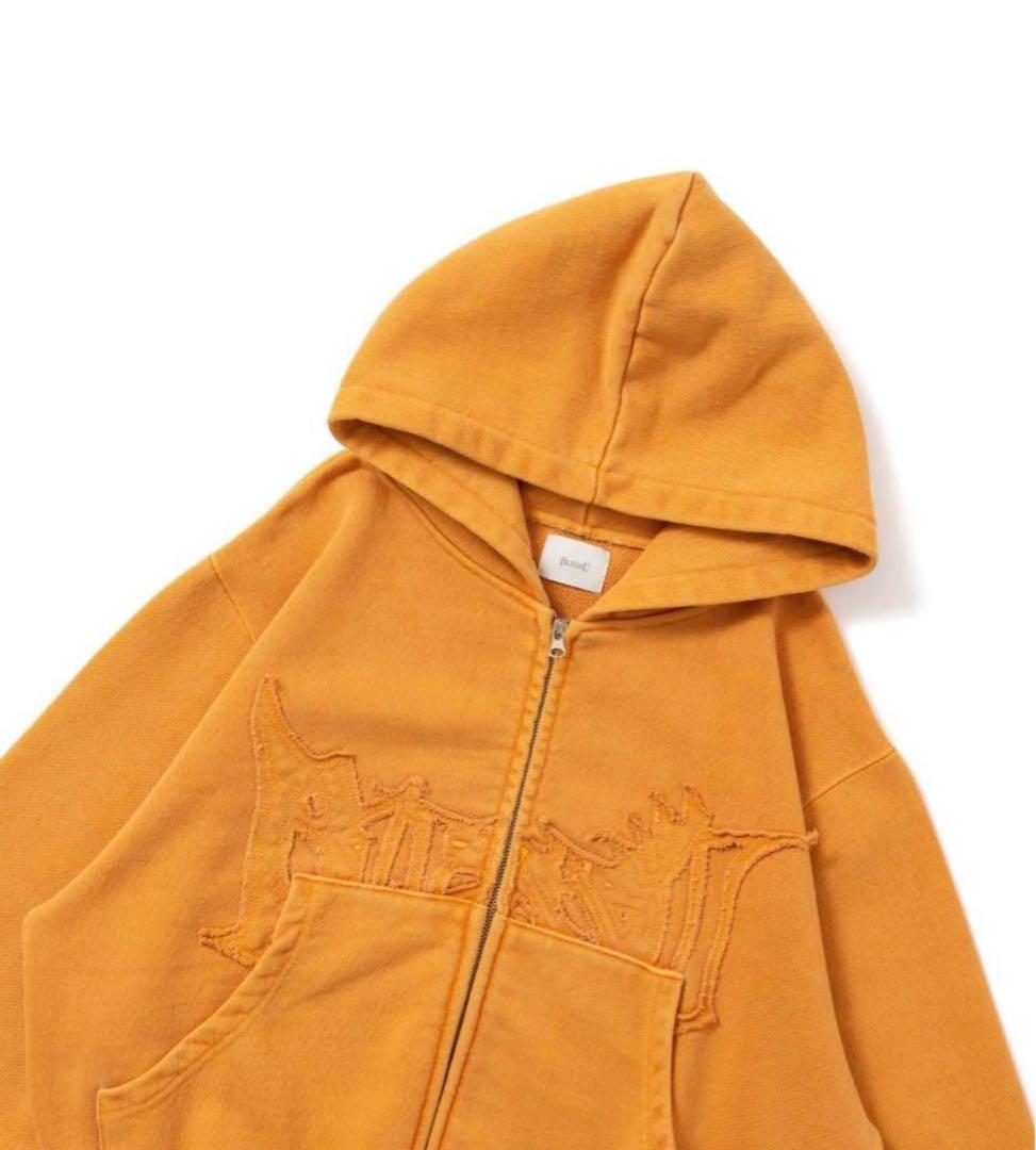 BLESS U ジップパーカー - メルカリ