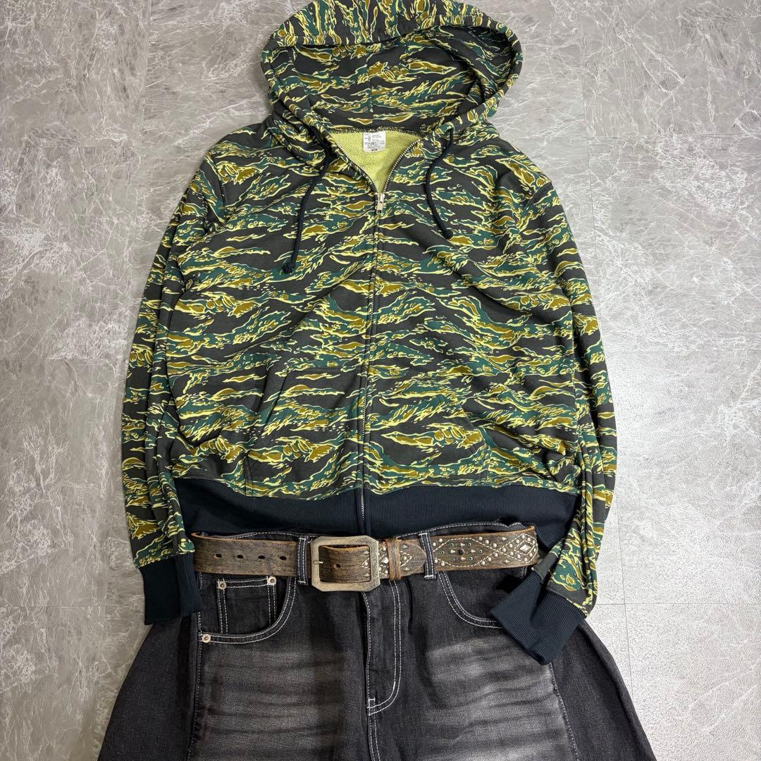 00s archive カモフラ ジップアップパーカー タイガーカモ 古着 - メルカリ
