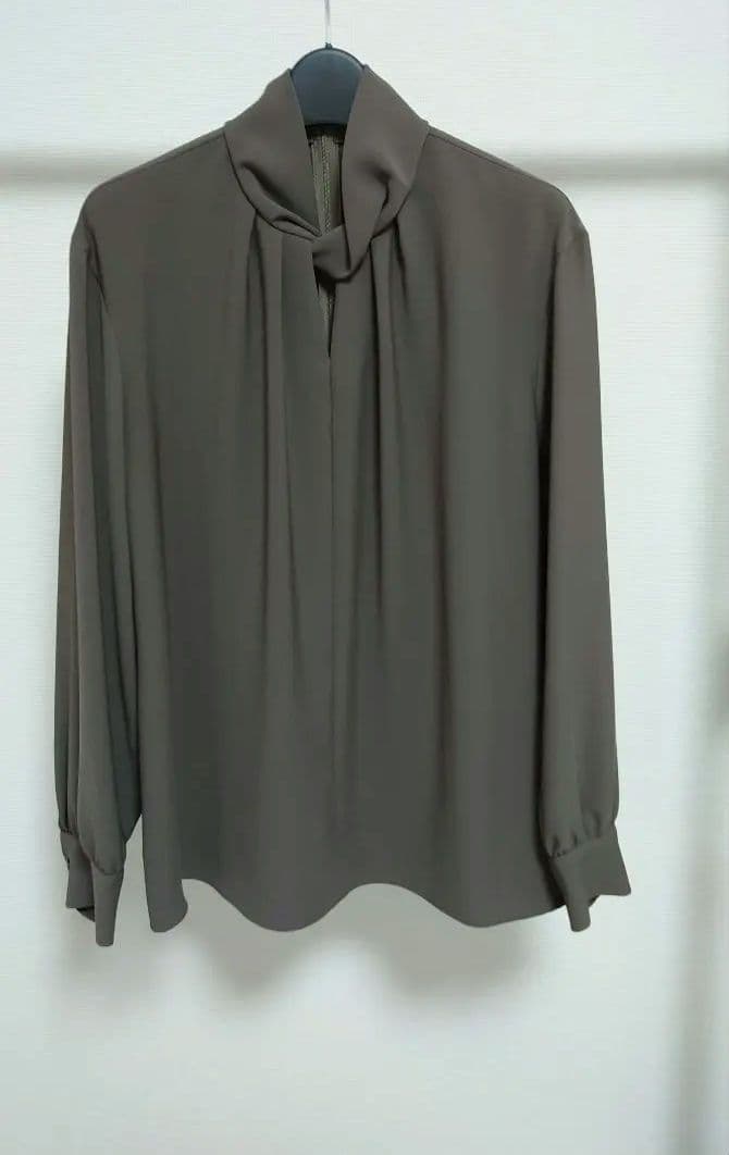 新品タグ付 theory luxe 23AW Marvine Sandy - メルカリ