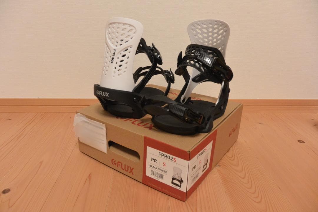 FLUX PR　Ｓサイズ　ビンディング