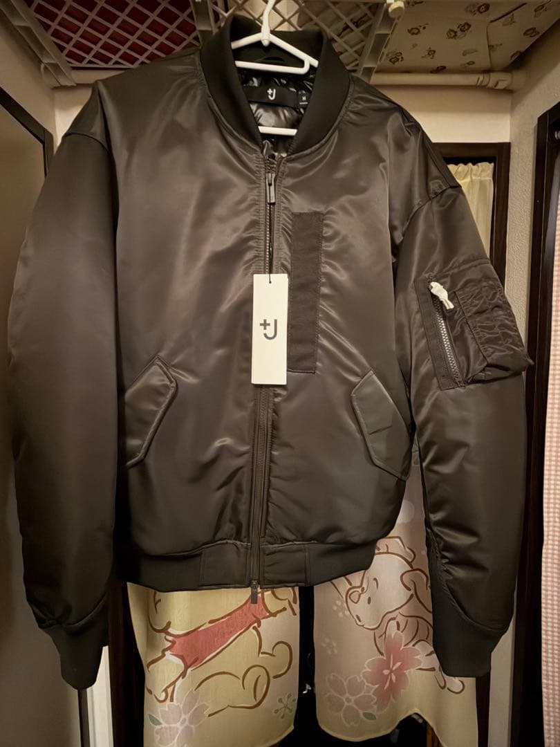 ユニクロ　+J　ハイブリッドダウンオーバーサイズMA-1ブルゾン　未使用品