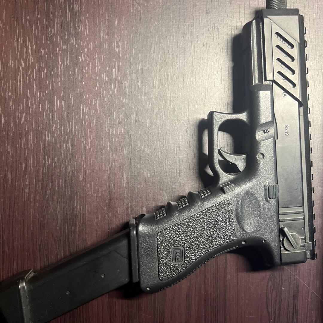 東京マルイ　Glock18c EHG703 充電付き