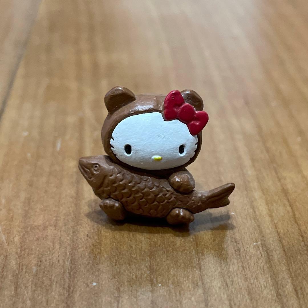 サンリオ リーメント ハローキティ フィギュア クマ 熊 くま 木彫り
