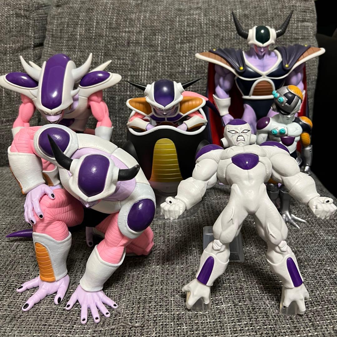 フリーザ 一番くじ 全形態セット まとめ売り - メルカリ