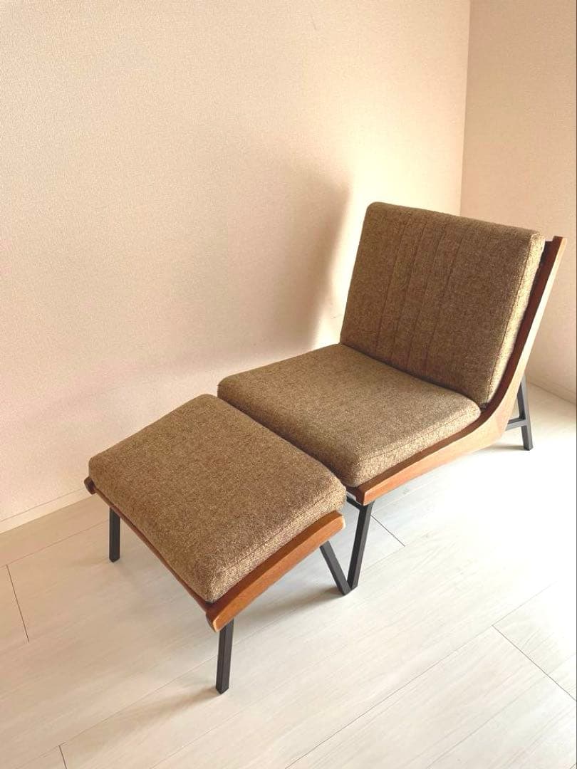 トラックファニチャー ブーメランチェア　オットマン付き　椅子　チェア BOOMERANG CHAIR | TRUCK FURNITURE