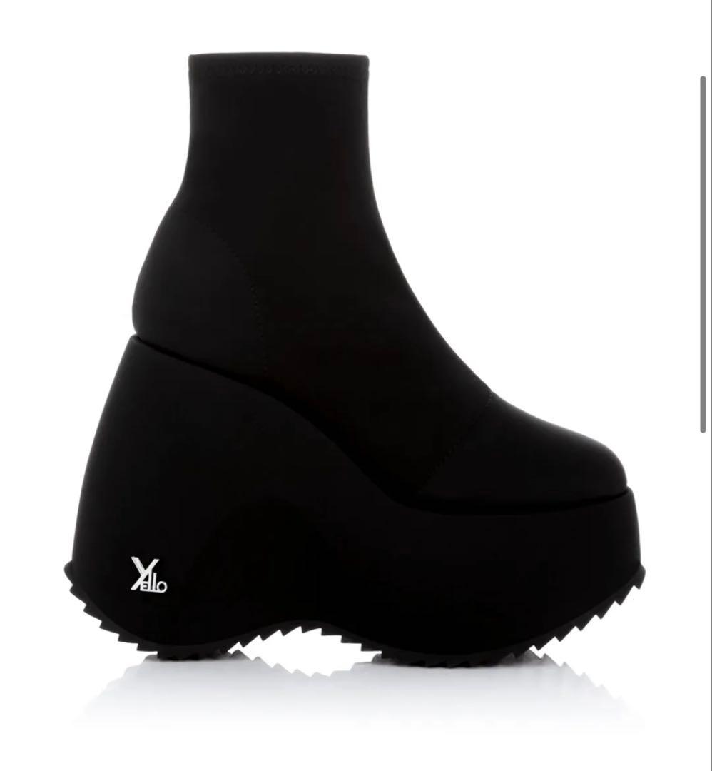 靴 yello TOKYO BLACK PLATFORM SHORT BOOTS