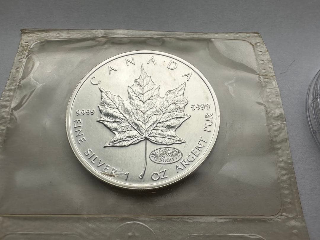 純銀 1OZ 9999純銀 カナダ銀貨 ニュージーランド 銀貨 銀貨2枚希少本物